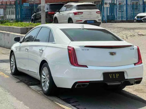 Cadillac XTS