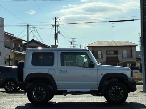 Suzuki Jimny Sierra