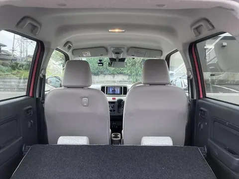 Daihatsu Mira Tocot
