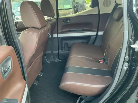 Honda N-BOX Slash