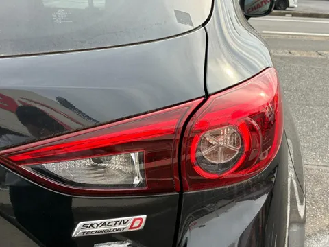 Mazda Axela Sport