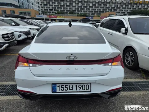 Hyundai Elantra (Avante)