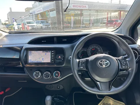 Toyota Yaris (Vitz)