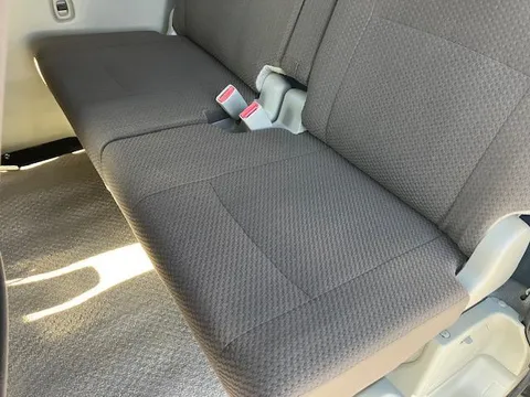 Mitsubishi Minicab Van