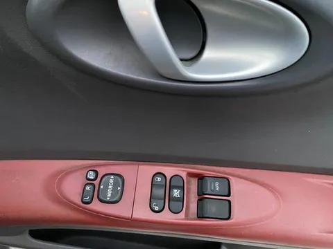 Subaru R1