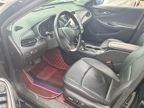 Chevrolet Malibu XL