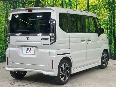 Suzuki Spacia Custom