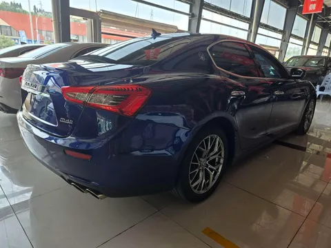 Maserati Ghibli