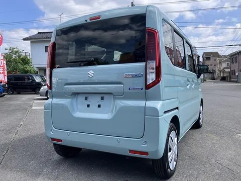 Suzuki Spacia