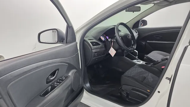 Renault SM3