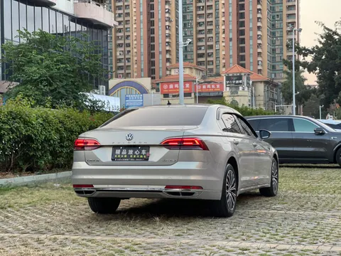 Volkswagen Phideon