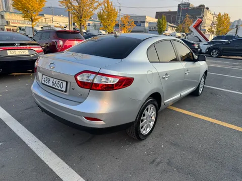 Renault SM3