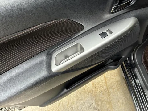 Mitsubishi eK Space Custom