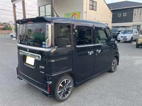 Suzuki Spacia Custom