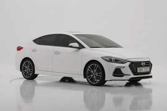 Hyundai Elantra (Avante)