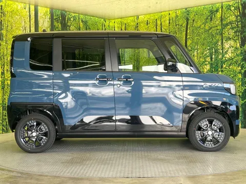 Mitsubishi Delica Mini