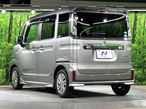Suzuki Spacia Custom