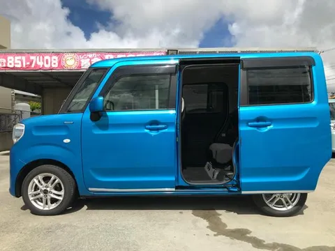 Suzuki Spacia