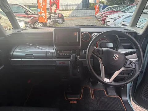 Suzuki Spacia Gear