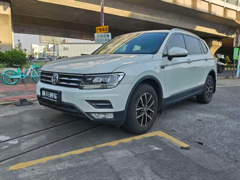 Volkswagen Tiguan L