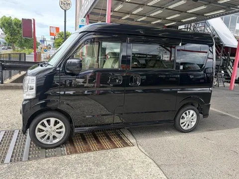 Nissan Clipper Rio