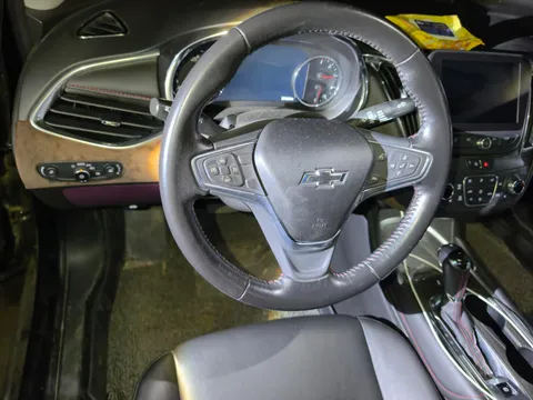 Chevrolet Malibu XL