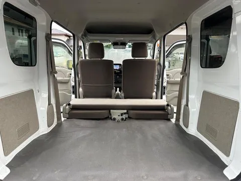 Mitsubishi Minicab Van