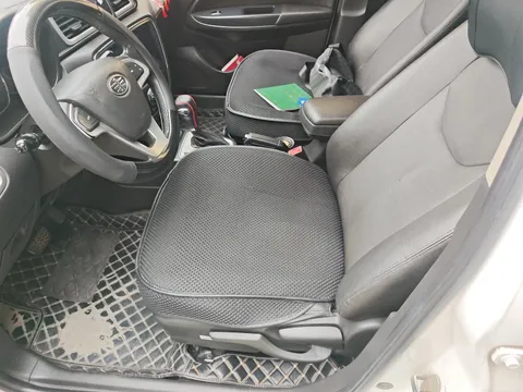 FAW Junpai D60