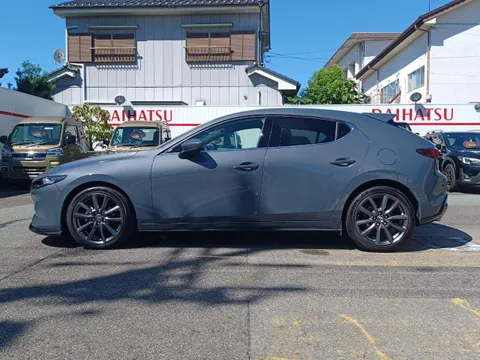 Mazda MAZDA3 Fastback