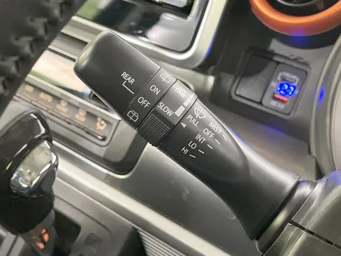 Suzuki Spacia Gear