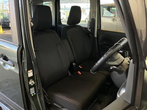 Suzuki Spacia Gear
