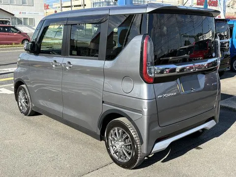 Mitsubishi eK X Space