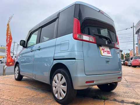 Suzuki Spacia