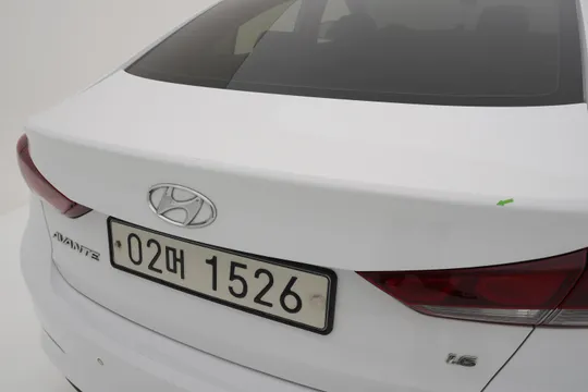Hyundai Elantra (Avante)