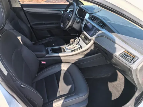 Geely Emgrand GL