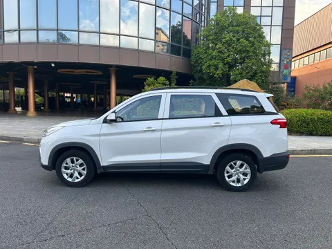 Wuling Hongguang S3