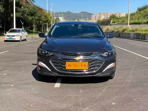 Chevrolet Malibu XL
