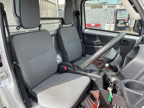 Nissan Clipper Truck