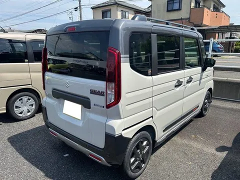 Suzuki Spacia Gear