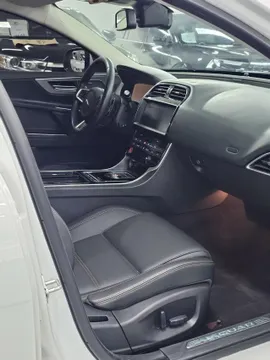 Jaguar XEL