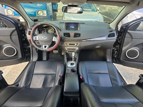 Renault SM3