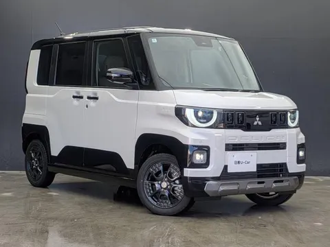 Mitsubishi Delica Mini