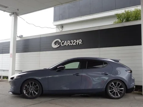 Mazda MAZDA3 Fastback