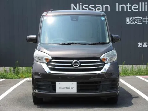 Nissan Dayz Roox