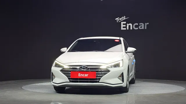 Hyundai Elantra (Avante)