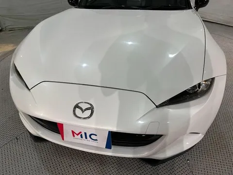 Mazda MX-5 (Roadster)