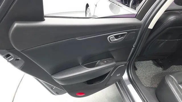 Renault Talisman (SM6)