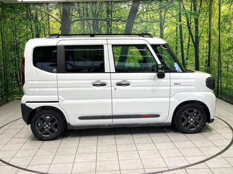 Suzuki Spacia Gear