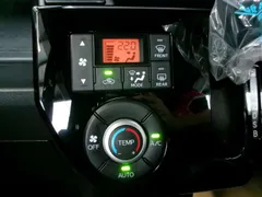 Toyota Pixis Mega