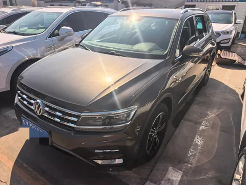Volkswagen Tiguan L